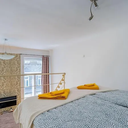 Weiner Leo Sunny Mezzanine Hideaway Daire Budapeşte